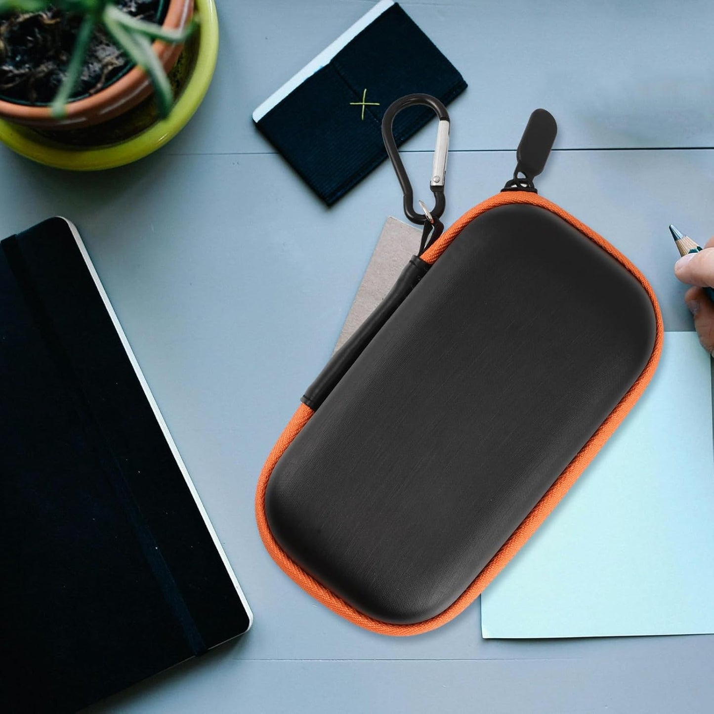 Portable Hard Drive Case Small Travel Storage Box EVA Hard Shell Shockproof External SSD Organizer Bag Lightweight Compact Protective Cover for Data Accessories