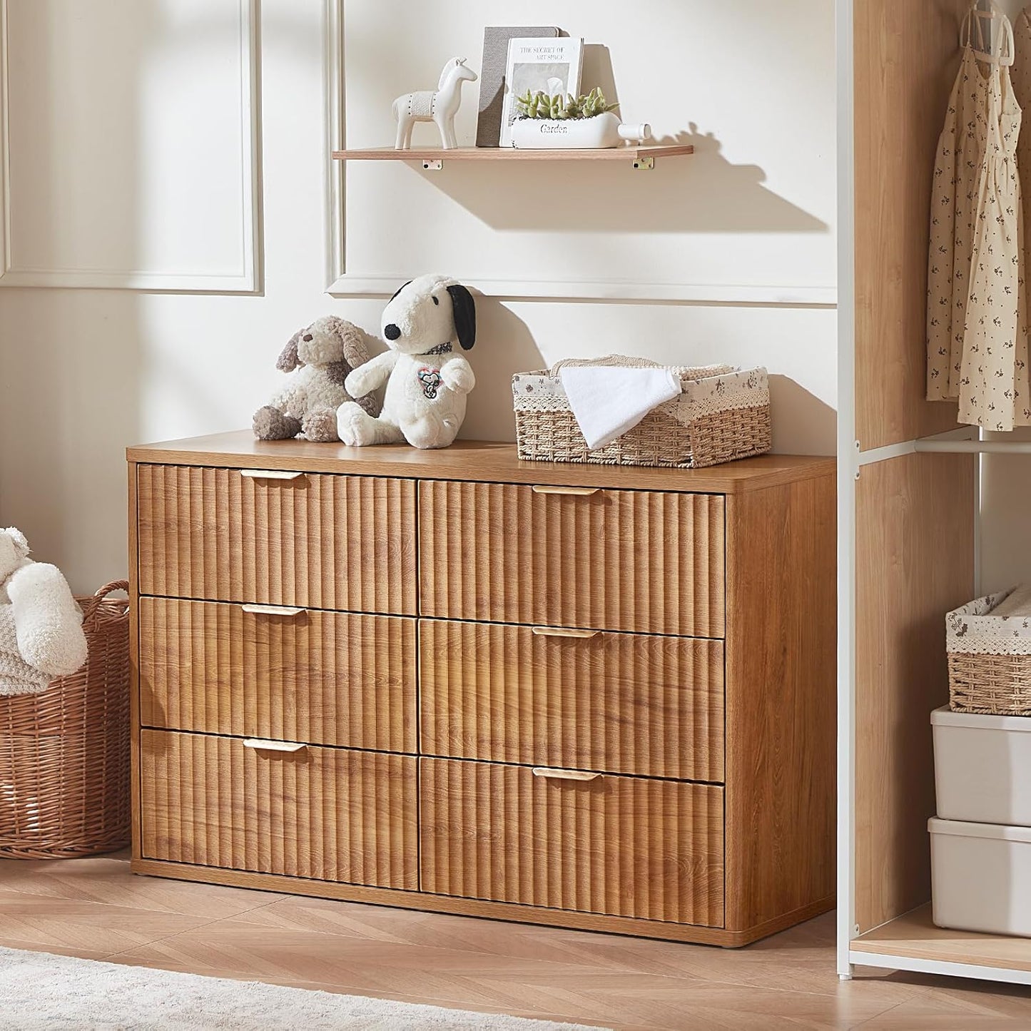 LEYAOYAO Fluted 6 Drawers Dresser Set of 2, 48" Wide Modern Chest of Drawers with Wood Grain Top, Curved Profile Design, Dresser TV Stand, Wooden Drawer Organizer for Bedroom, Living Room,Brown