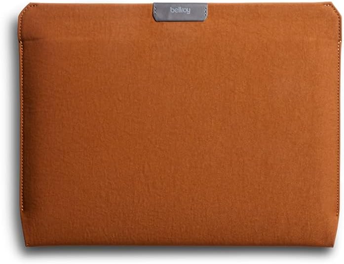 Bellroy Laptop Sleeve (Fits 14 Inch Laptop or MacBook, Slim Protective Case with Magnetic Closure) - Bronze