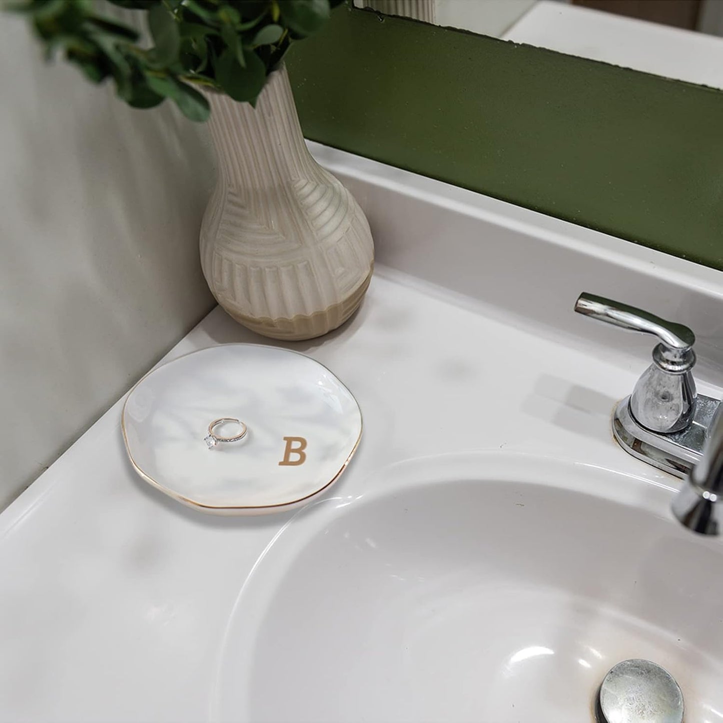 Initials Ring Dish Jewery Tray with Personalized B-Monogrammed Gifts Wedding Engagement for Women Friends sister,Ceramic White