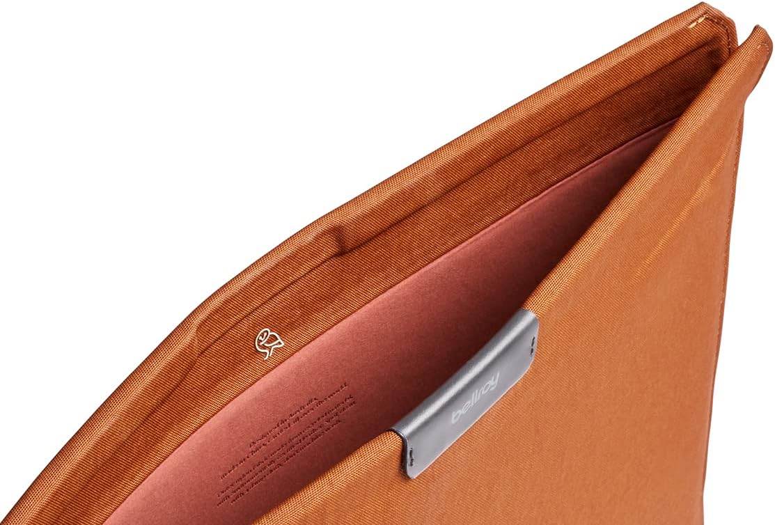 Bellroy Laptop Sleeve (Fits 14 Inch Laptop or MacBook, Slim Protective Case with Magnetic Closure) - Bronze