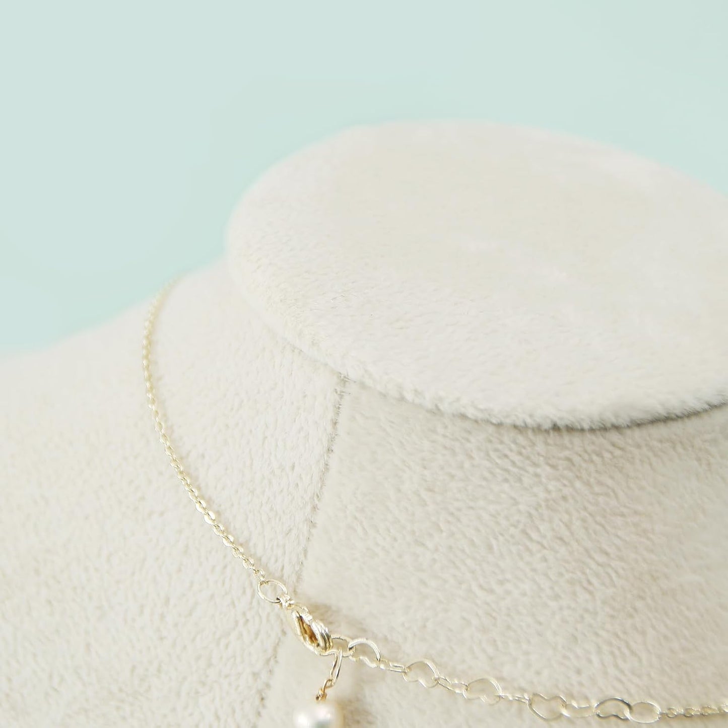 Coward Necklace Bust Stand for Selling Show, Beige Velvet Necklace Jewelry Display Holder for Home Use or Store Shop Show (11" Hight)