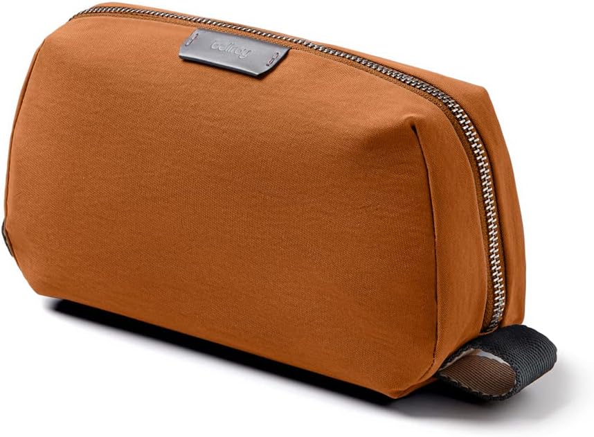 Bellroy Toiletry Kit (Unisex Toiletry Bag, Zipper Closure, Water-Resistant Lining, Toothbrush Sleeve with Magnetic Closure, Internal Mesh Pocket Organization) -Bronze