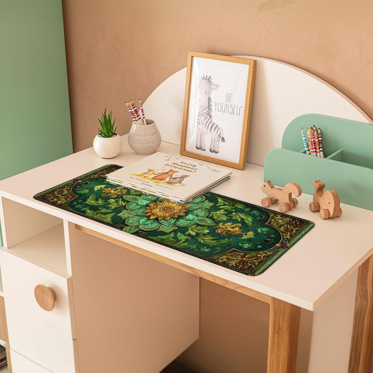 Green Vintage Floral Mouse Pad – Large Extended Desk Mat 31.5 x 11.8 in– Ornate Oriental Carpet Design with Gold & Emerald Motif, Keyboard & Mouse Pad for Office & Home