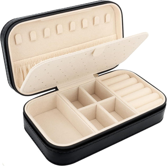 DesignSter Travel Jewelry Box, PU Leather Portable Jewelry Case, Small Jewelry Boxes for Gifts, Travel Jewelry Organizer for Women Rings Earrings Necklaces Bracelets (Black)