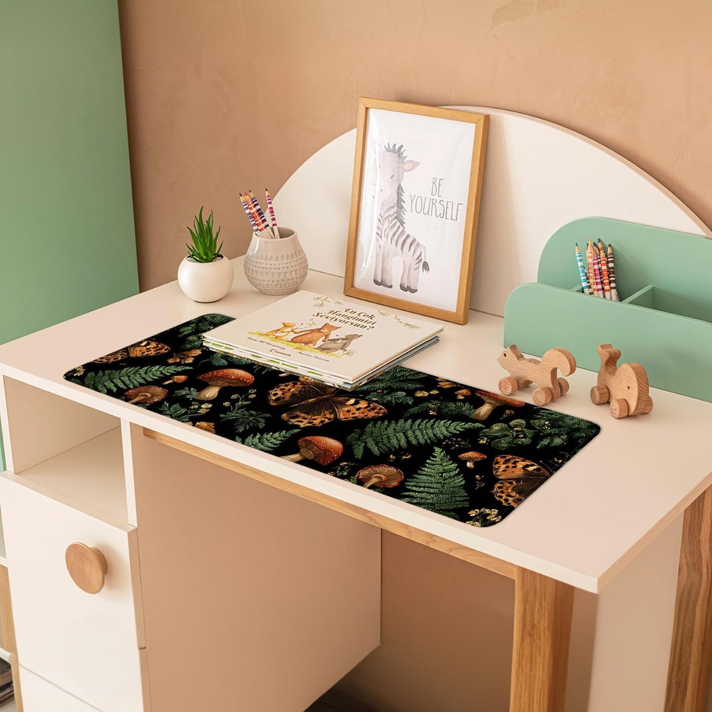 Vintage Butterfly Mushroom Mouse Pad – Large Extended Desk Mat 31.5 x 11.8 in– Dark Forest Aesthetic with Ferns & Fungi, Waterproof Surface, Non-Slip Rubber Base, Keyboard & Mouse Pad