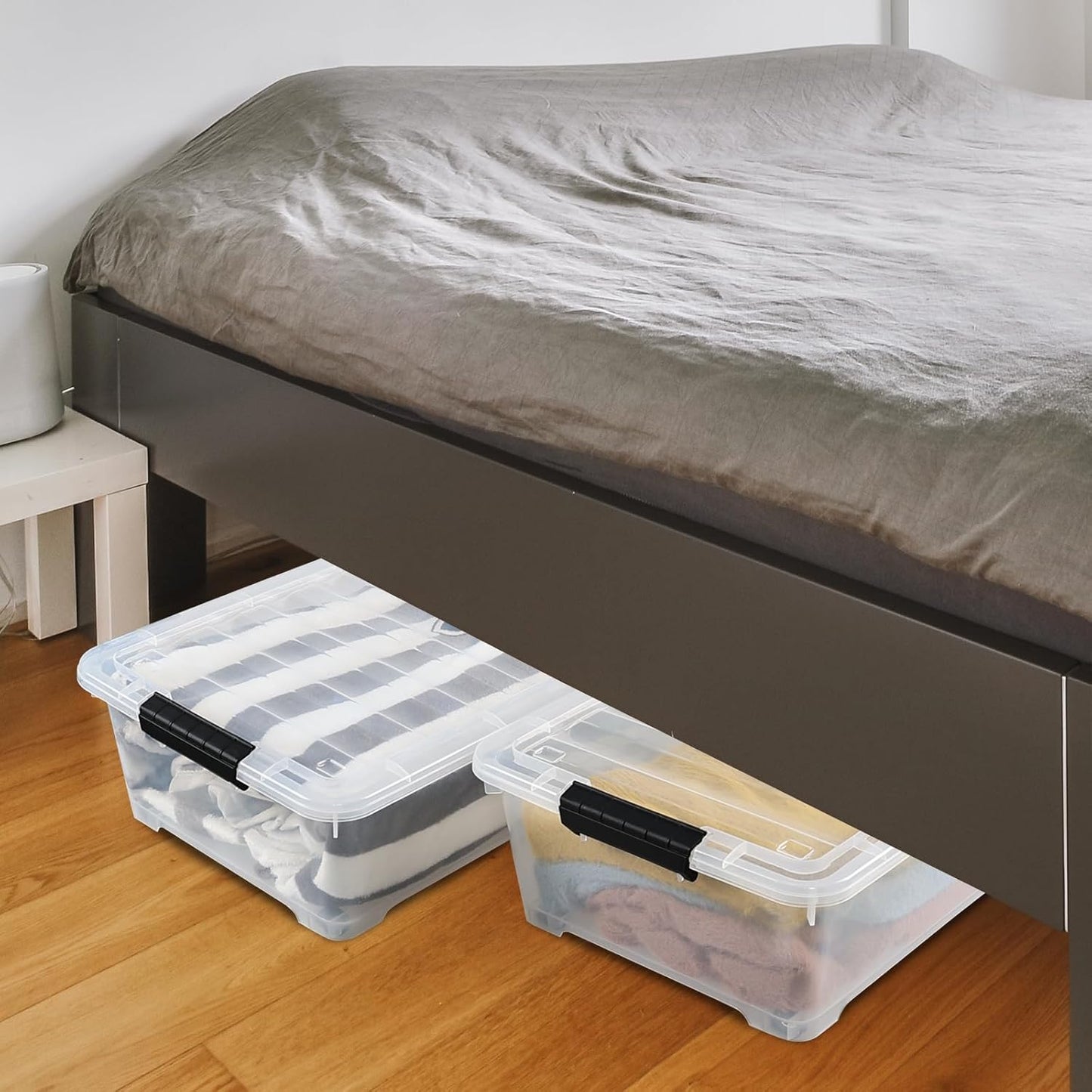 Gloreen 20 Quart Lidded Storage Bins with Wheels, Clear Plastic Under Bed Storage Boxes, 3 Pack