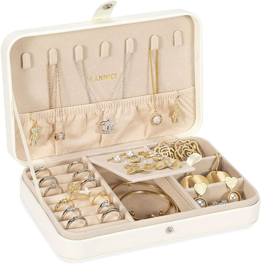 LANDICI Small Jewelry Box for Women Girls, PU Leather Travel Jewelry Case, Portable Jewelry Organizer Storage Holder Display for Ring Earrings Necklace Bracelet Bangle Men Kids Gift, White