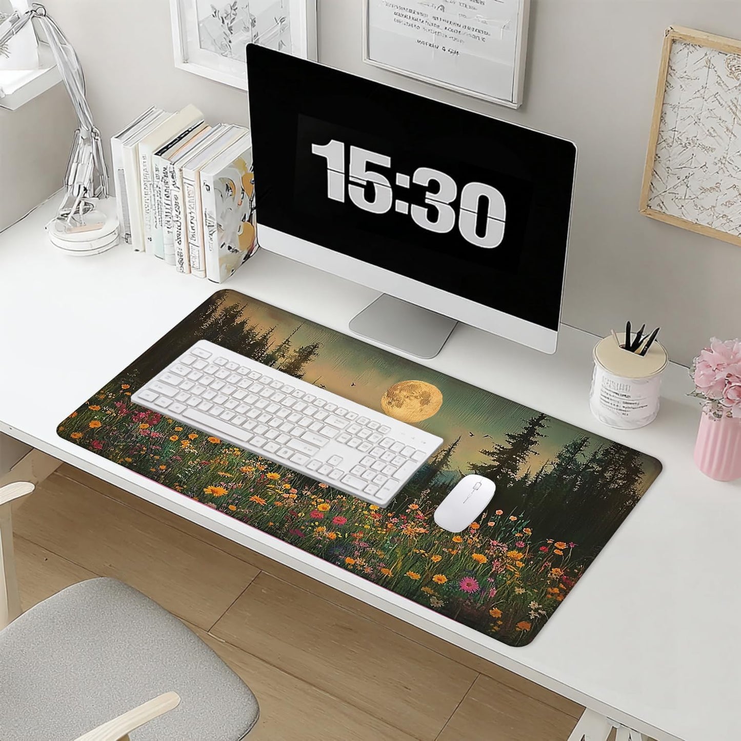 Vintage Moonlit Wildflower Floral Large Mouse Pad 31.5x15.7inch, Retro Nature Landscape Flower Large Extended Computer Desk Mat Mousepad for Keyboard and Mouse, Floral Desk Accessories
