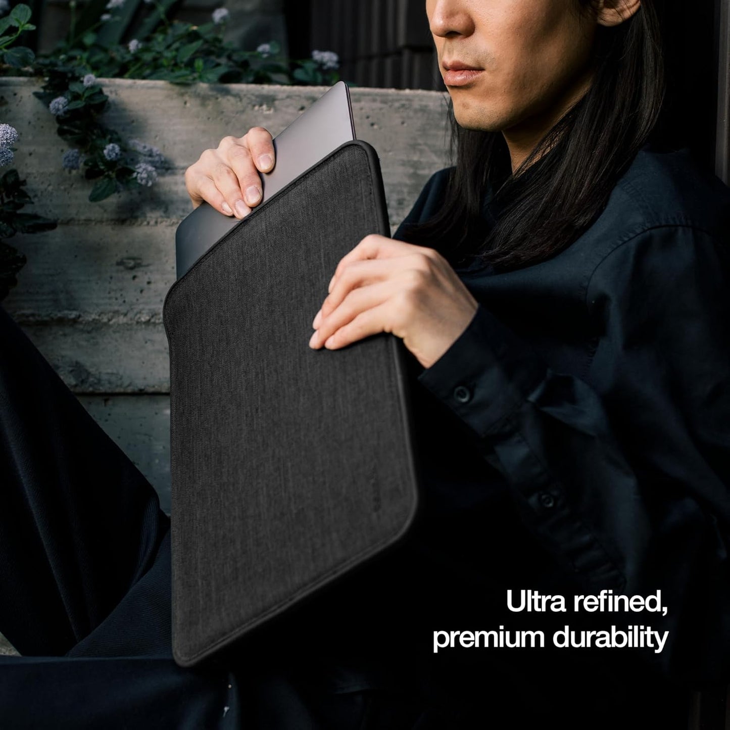 Incase ICON Sleeve with Woolenex - MacBook Air 13 inch Case - 2025, 2024, 2023, 2022, M4, M3, M2 - Fitted MacBook Case, Laptop Sleeve, Hard Cover, Durable, Lightweight - Graphite