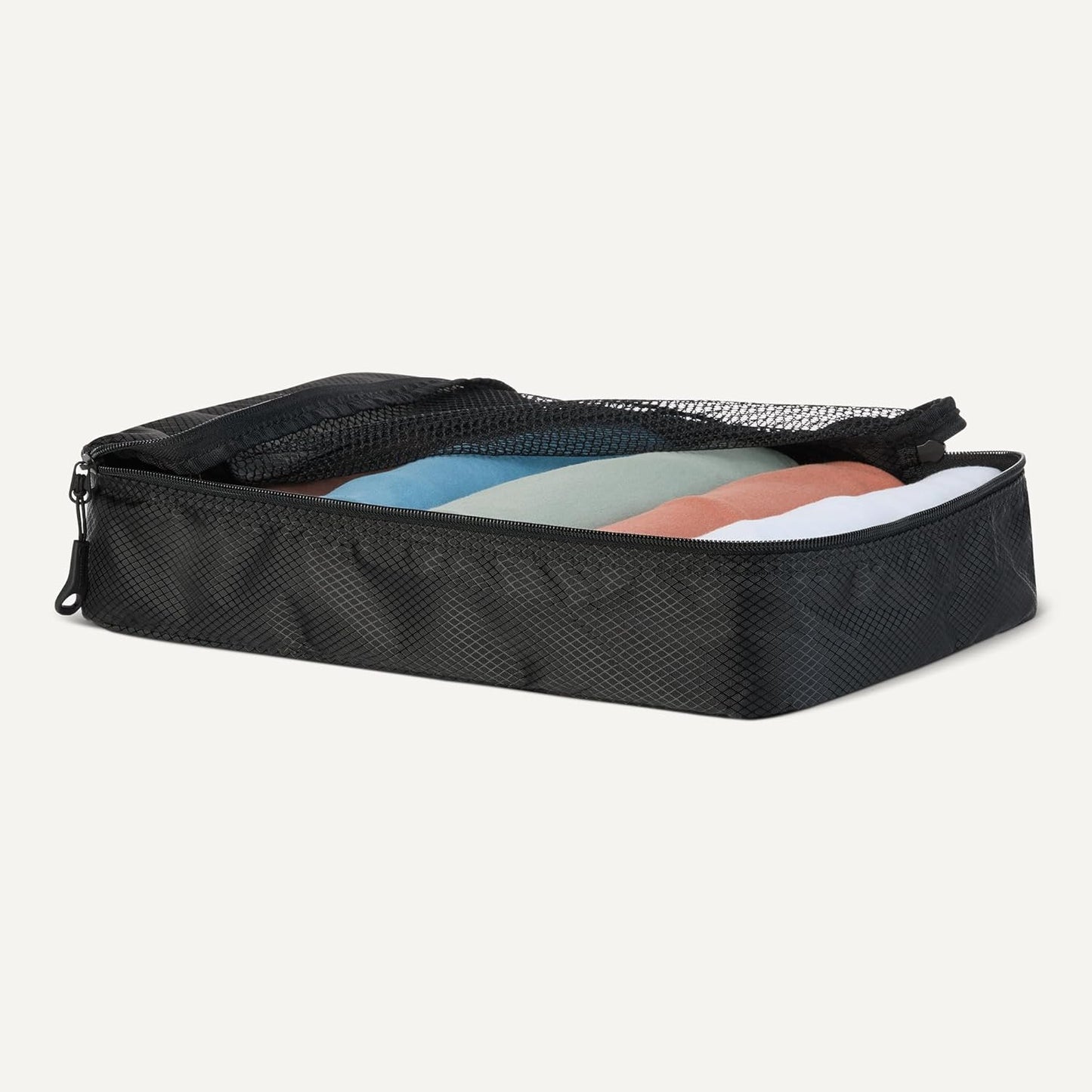 Amazon Essentials 4-Piece Packing Cubes Travel Accessories Set, Luggage Organizer with Double Zipper, Mesh Top, 100% Polyester, Medium, Black (Previously Amazon Basics)