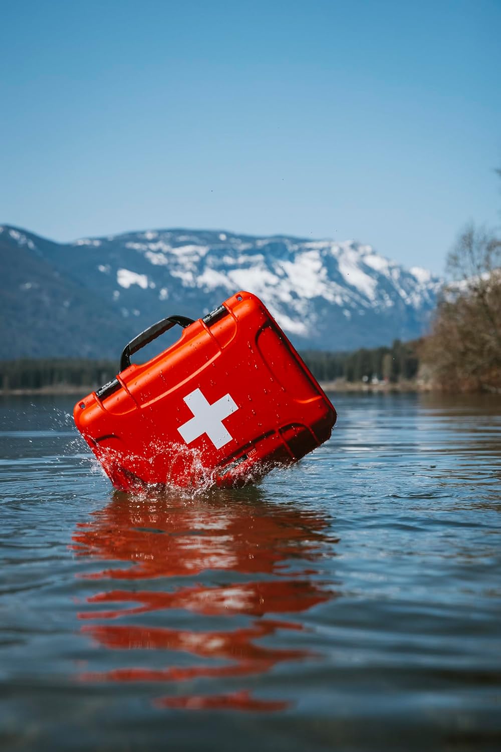 NANUK 910 Waterproof First Aid Box Empty – Durable, Medical First Aid Organizer Case, IP67-Rated, Dustproof, Impact-Resistant, and Floats (7.4" x 4.9" x 3.1") – Red