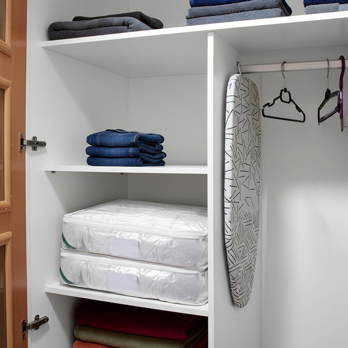 8 Pcs Clear Plastic Storage Bags with Zipper, 15.7 x 13.8 x 3.9 Inch Pvc Sweater Sheet Organizer Waterproof Zippered Clothing Storage Bags for Clothes, Linen, Pillow, Sheets, Blankets
