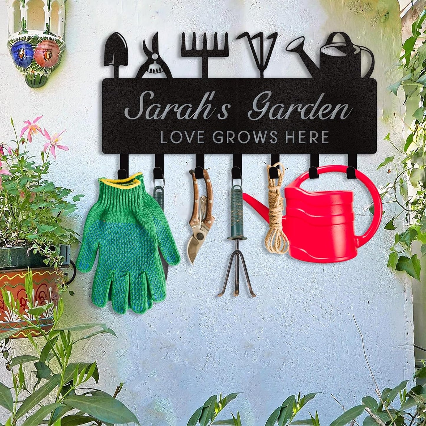 Personalized Key Holder for Wall, Custom Name Wall Mounted Black Key Hanger with Horticultural Garden Design, Key Racks Organizer for Hallway Entryway Front Door Storeroom Decor