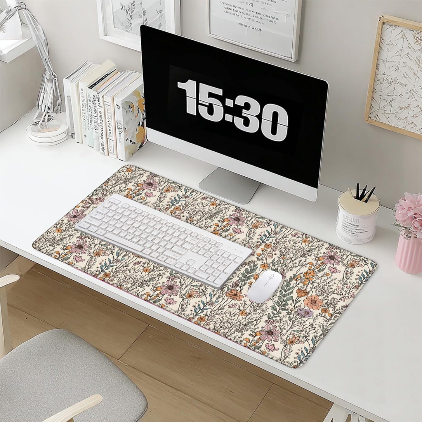 Vintage Rustic Wildflower Floral Large Mouse Pad 31.5x15.7inch, Retro Cottagecore Botanical Flower Large Extended Computer Desk Mat Mousepad for Keyboard and Mouse, Floral Desk Accessories