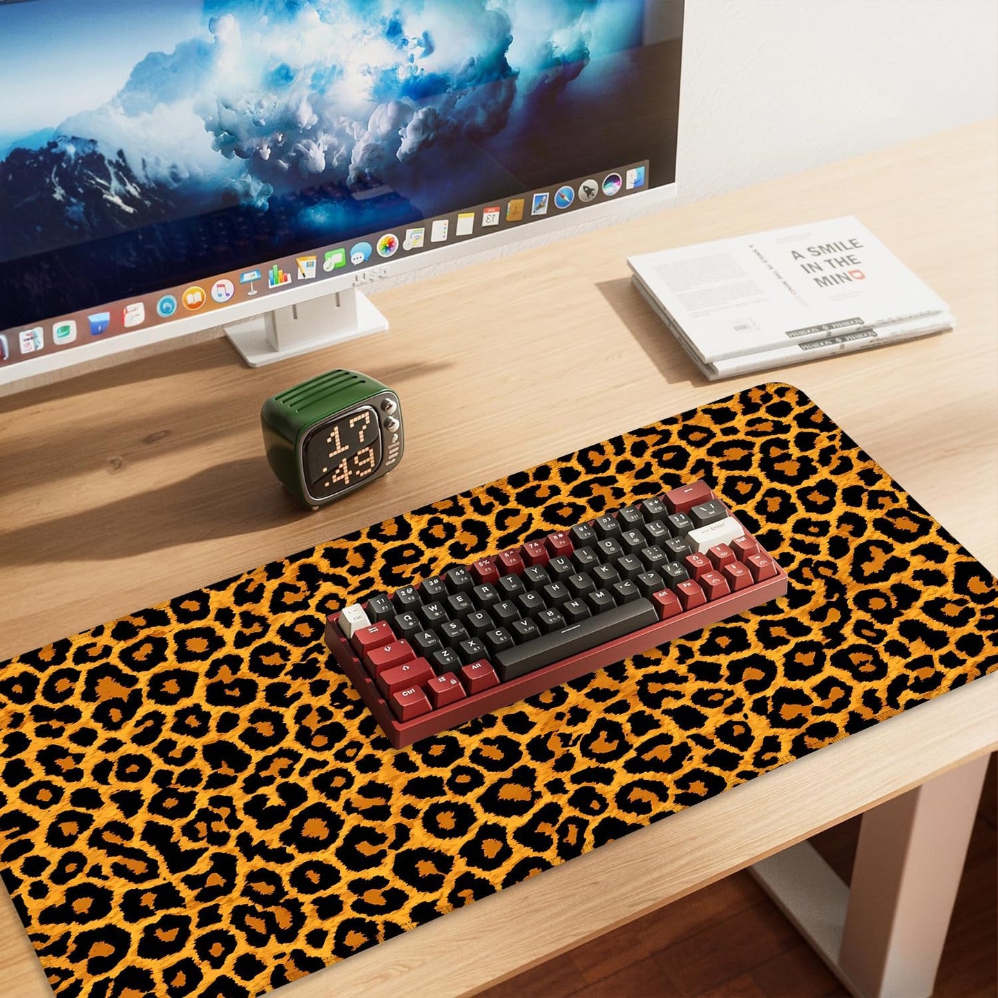 Leopard Print Mouse Pad – Large Extended Desk Mat 35.43 x 15.75 in – Bold Cheetah Animal Pattern, Non-Slip Rubber Base, Waterproof Surface, Fashionable Keyboard & Mouse Pad for Office, Home, or Gaming