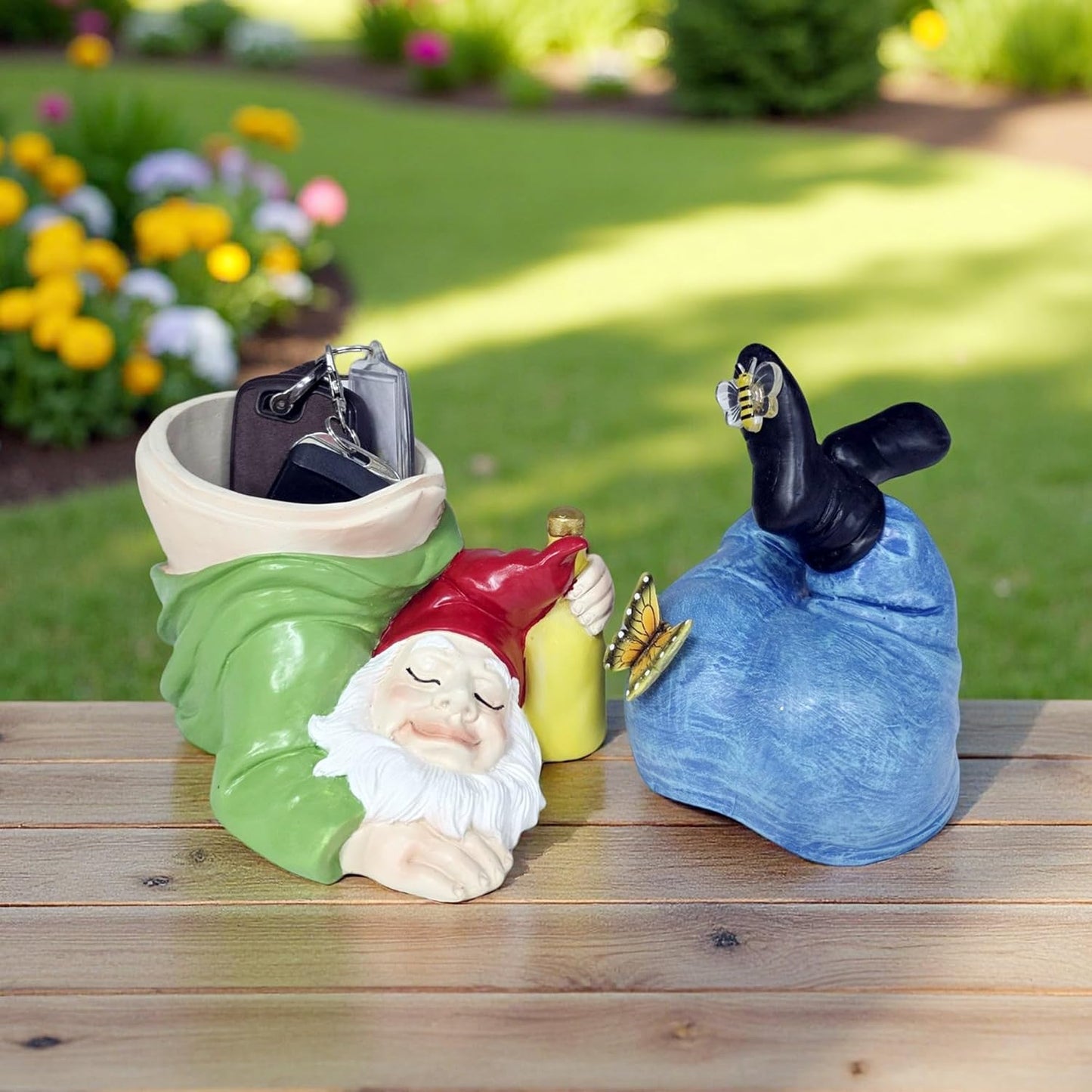 Gnome Hide a Key Outside Funny Dwarf Key Hider Outdoor Containers Box For House Spare Keys Secret Compartment Storage Yard Patio Lawn Ornament Decorations Christmas Garden Gifts