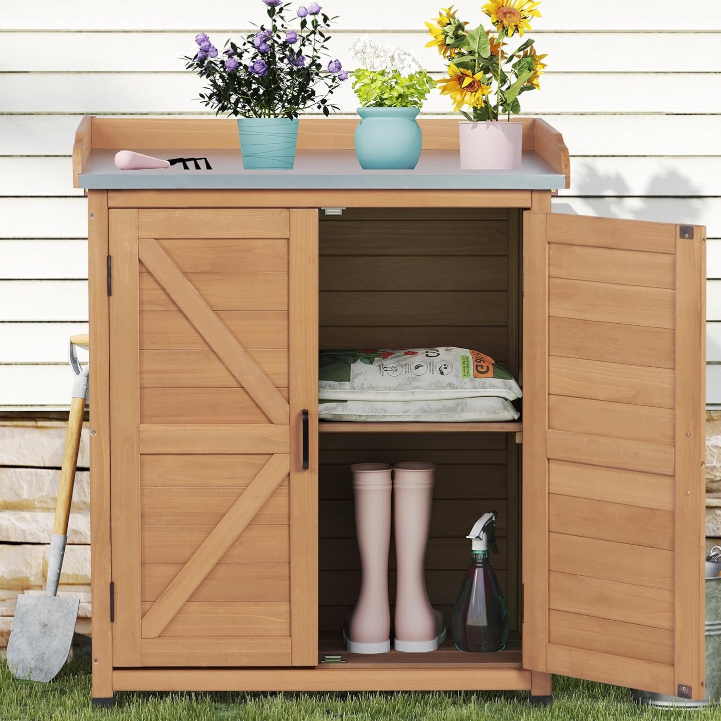 Outdoor Potting Bench with Storage Cabinet and Metal Top, Wood Workstation for Outdoor Patio, Garden (Light Brown, 31.5x17x39‘’)