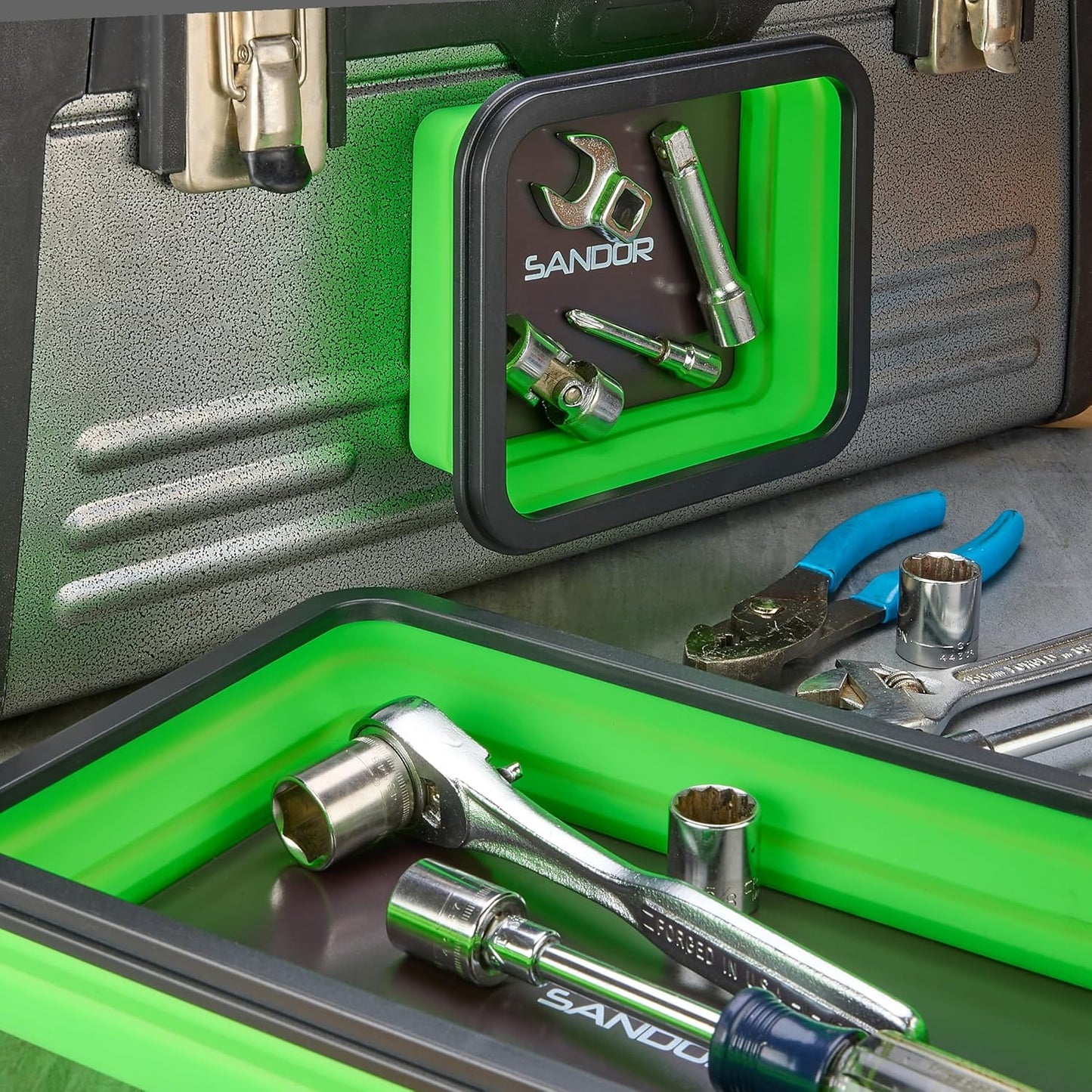Collapsible Magnetic Parts Tray Set - 3 Different Size Tool Trays for Screw, Bolts, Nuts, Washers, Pins and Other Small Metal Parts, Mechanic Tool Gifts for Men - Green